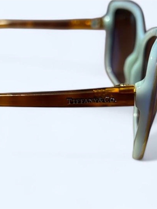 Tiffany & Co. Women\'s Brown Gradient Sunglasses with Tiffany Blue Case main image 6